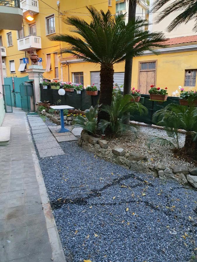 Villa Arcobaleno Rondo Garibaldi Санремо Экстерьер фото